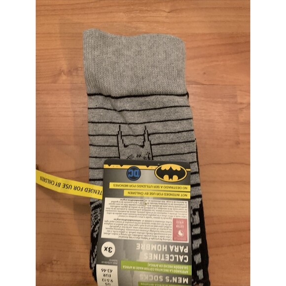 Batman Men's Adult Crew Socks 3 Pairs for Shoe Sizes 9.5-12 Multi-Color - Picture 3 of 12